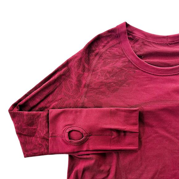 Lululemon Swiftly Tech Long Sleeve Crew 12 *Original Fit Deep Ruby Red Floral - Picture 3 of 5